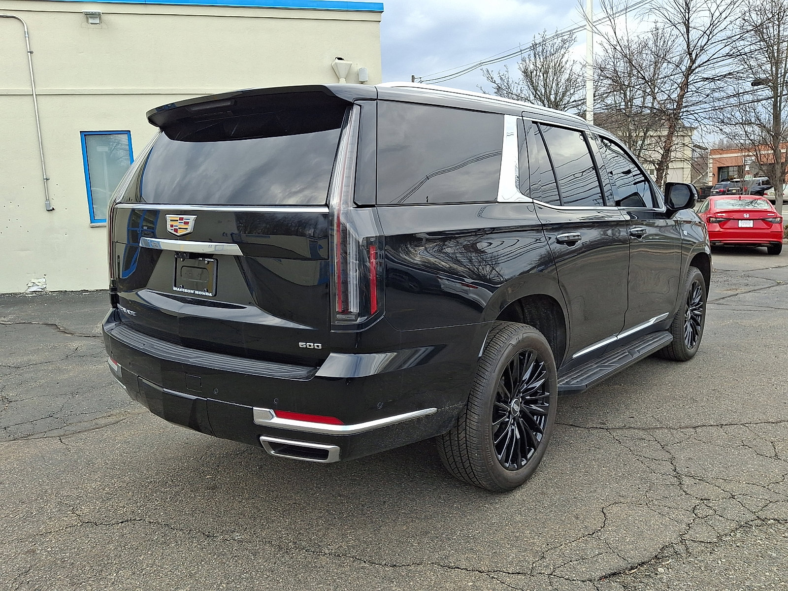 Used 2025 Cadillac Escalade Premium Luxury image 7