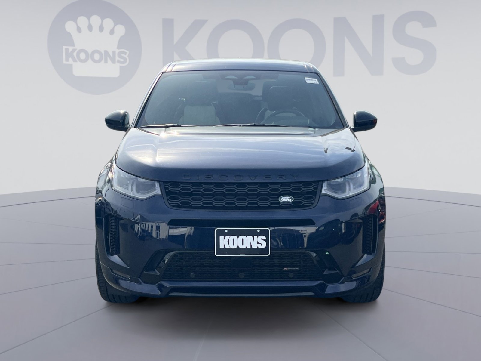 Used 2023 Land Rover Discovery Sport SE R-Dynamic image 4