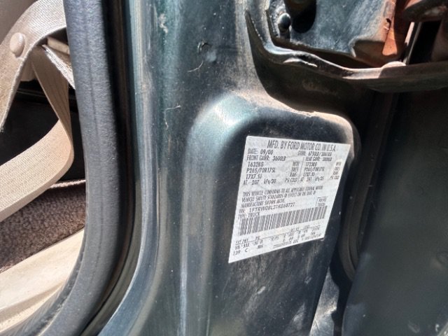 Used 2001 Ford F150 XLT AWD/4WD image 10