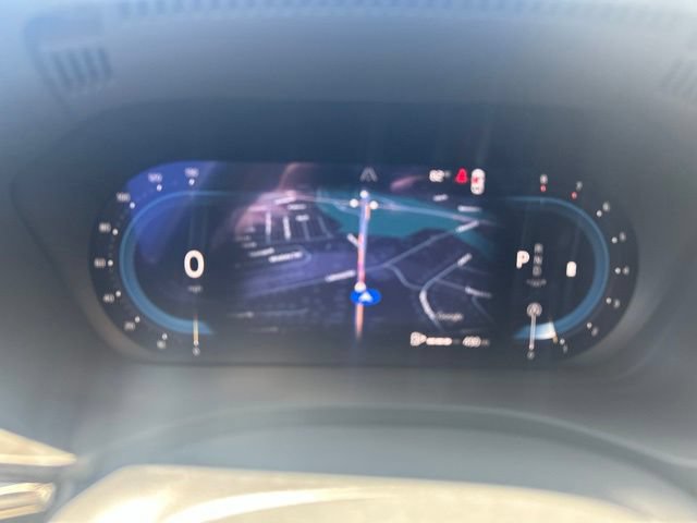 Certified 2025 Volvo XC60 B5 Plus AWD/4WD image 23