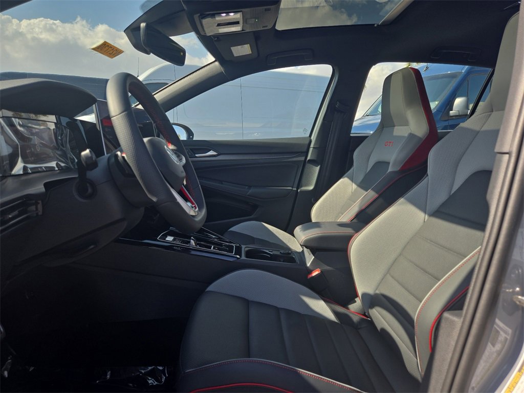 New 2025 Volkswagen GTI SE image 18