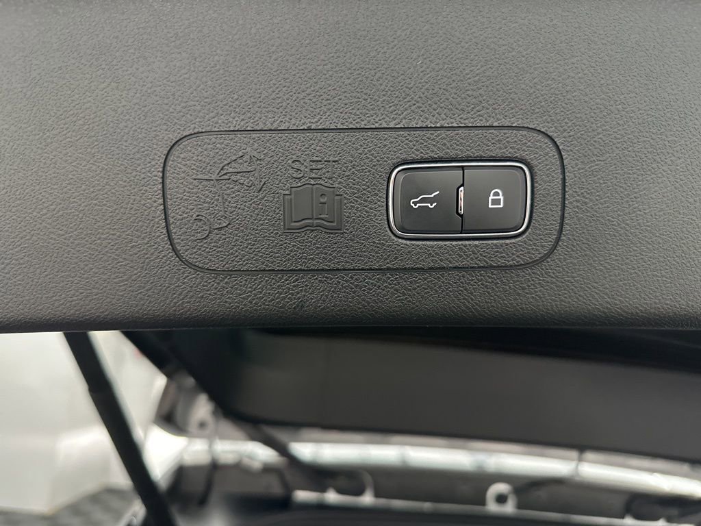 Used 2023 Lincoln Aviator Reserve w/ Equipment Group 201A image 45