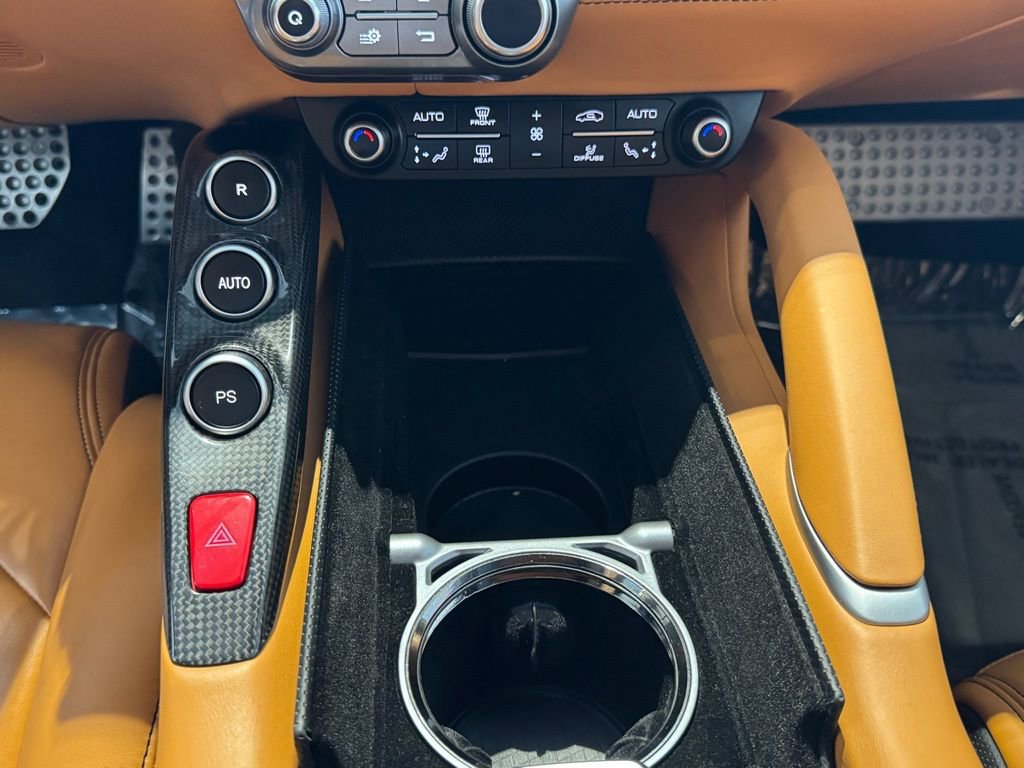 Used 2018 Ferrari GTC4Lusso T image 46