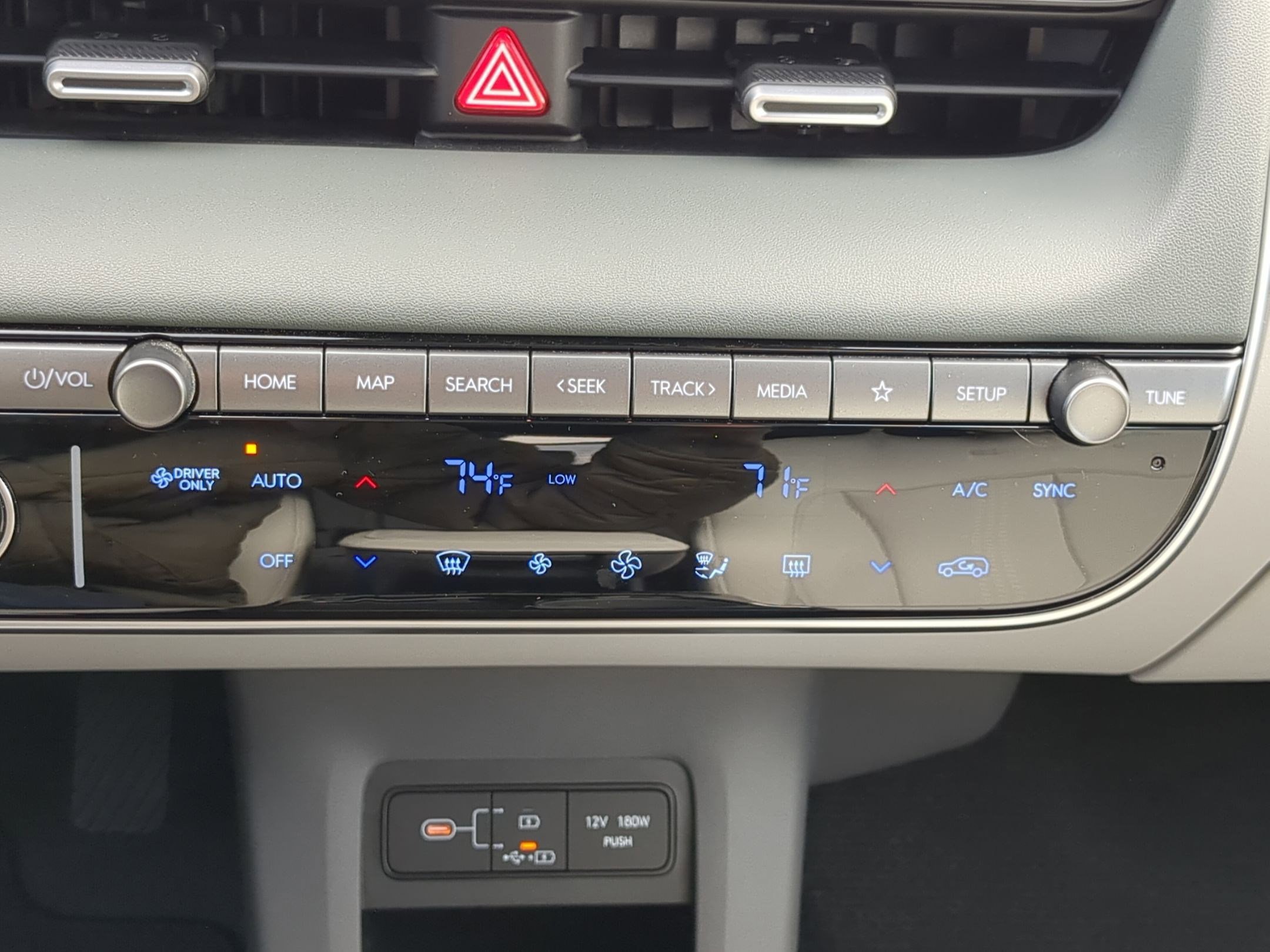 Certified 2025 Hyundai Ioniq 5 Limited image 28