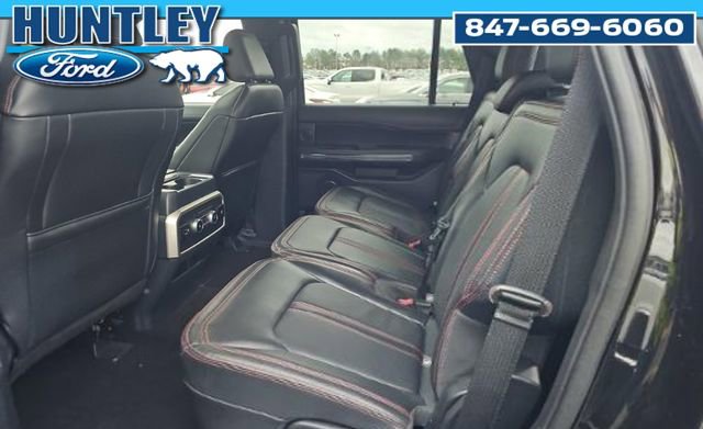 Used 2022 Ford Expedition Limited image 10