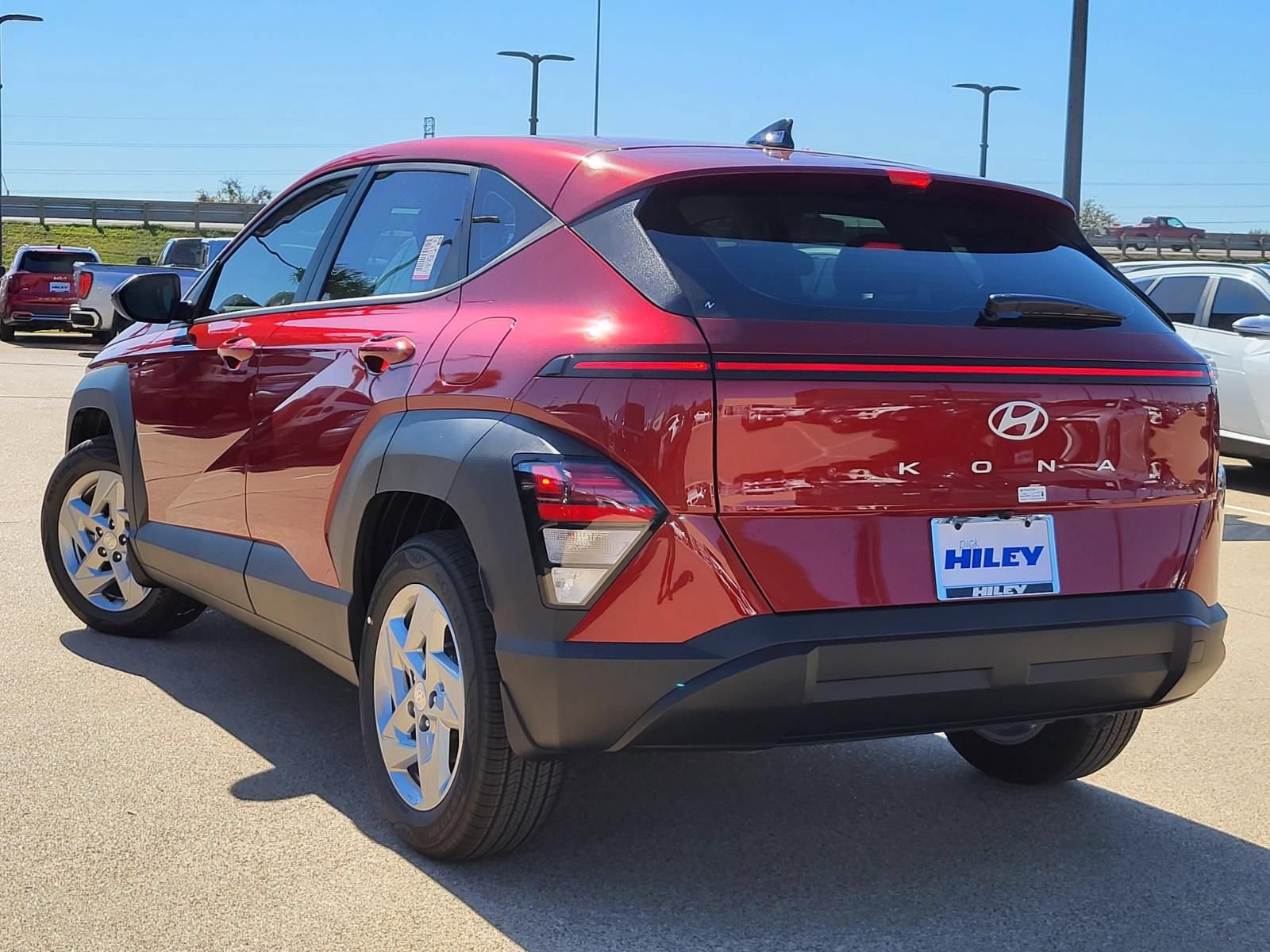New 2026 Hyundai Kona SE FWD image 3