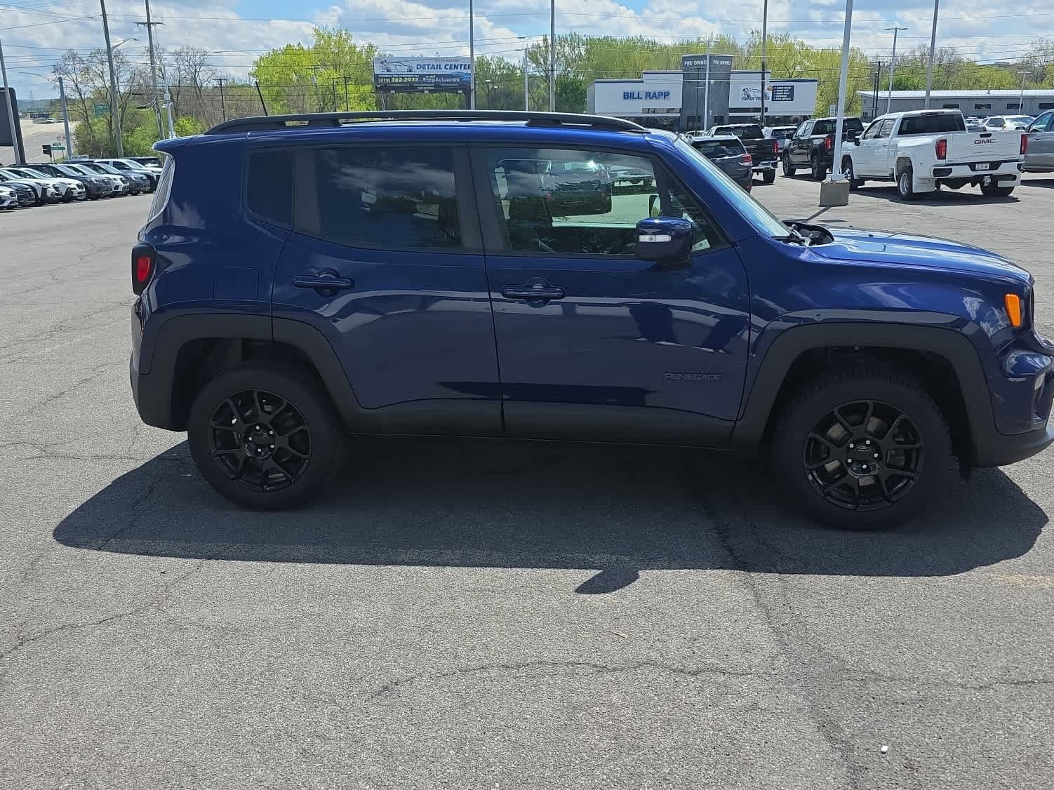 Used 2020 Jeep Renegade Altitude AWD/4WD image 4