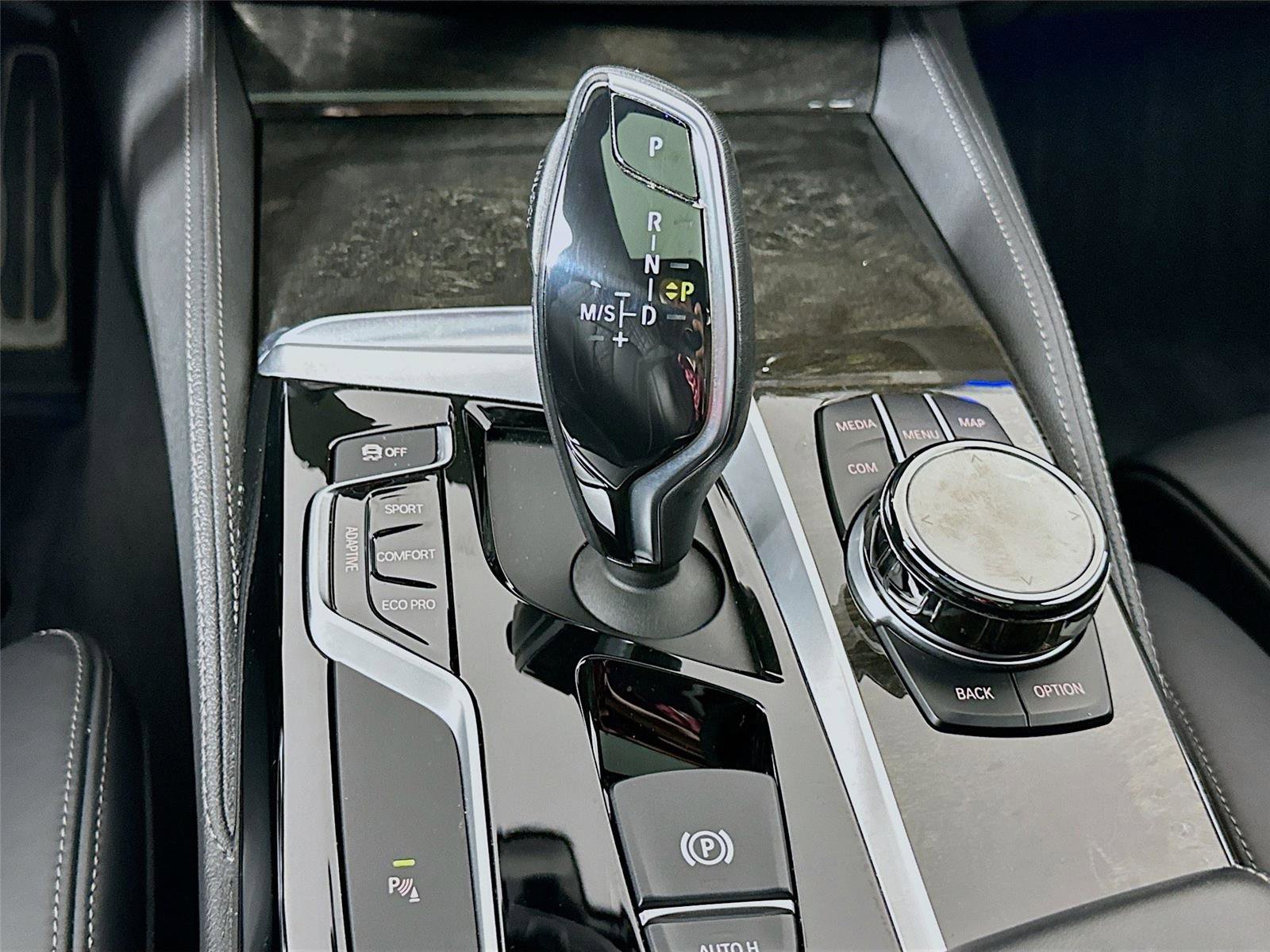 Used 2018 BMW M550i xDrive image 17