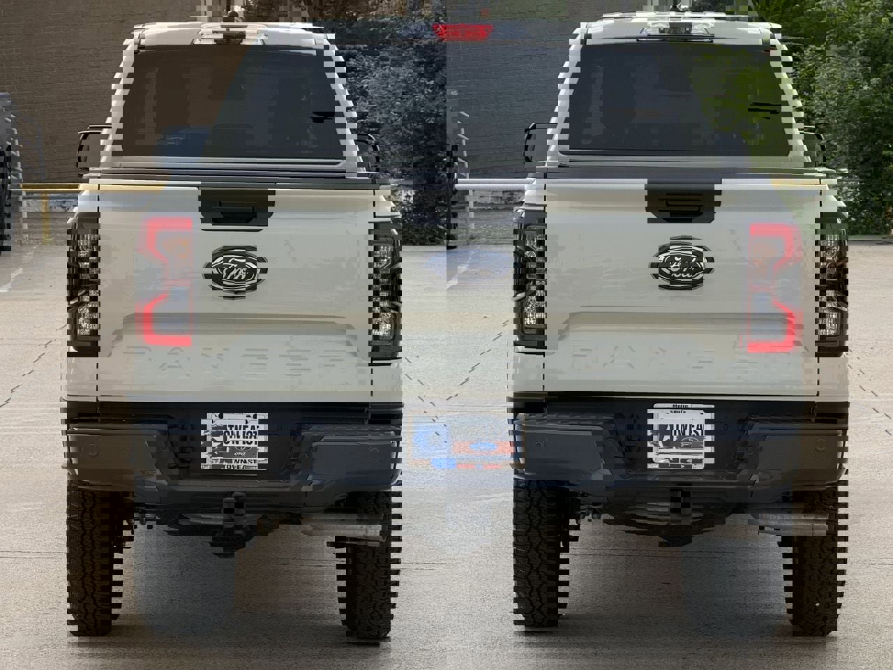 Used 2025 Ford Ranger XLT w/ Trailer Tow Package RWD image 6