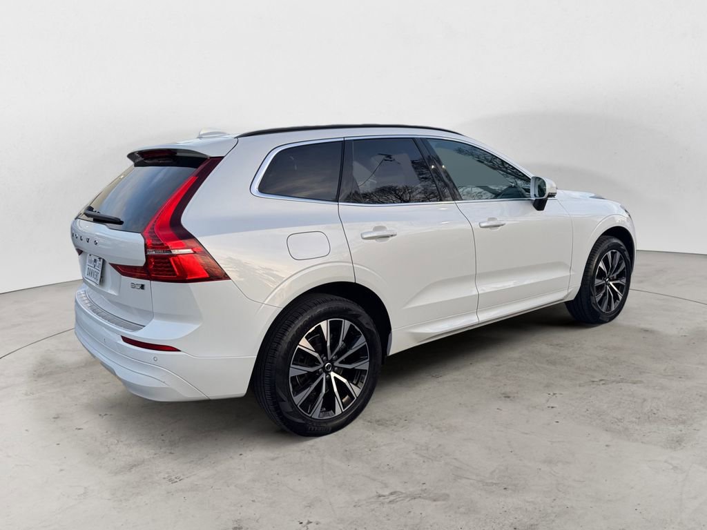 Certified 2023 Volvo XC60 B5 Core image 6
