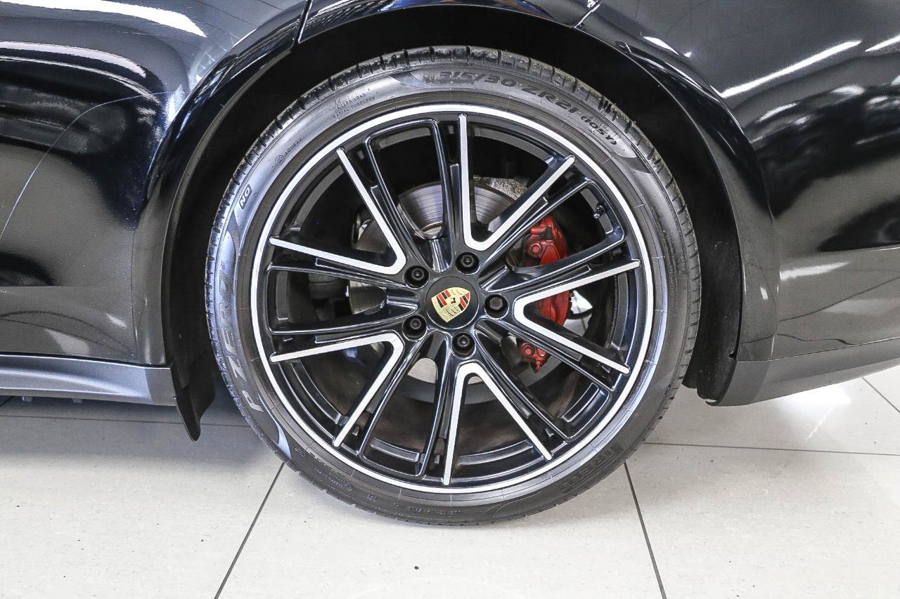 Used 2018 Porsche Panamera 4S w/ Premium Package Plus AWD/4WD image 12