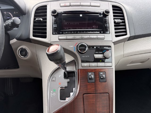 Used 2011 Toyota Venza AWD w/ Comfort Pkg image 21