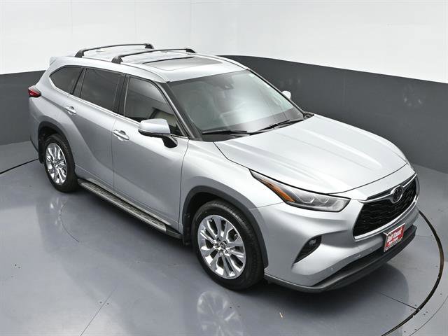 Used 2021 Toyota Highlander Limited FWD image 38