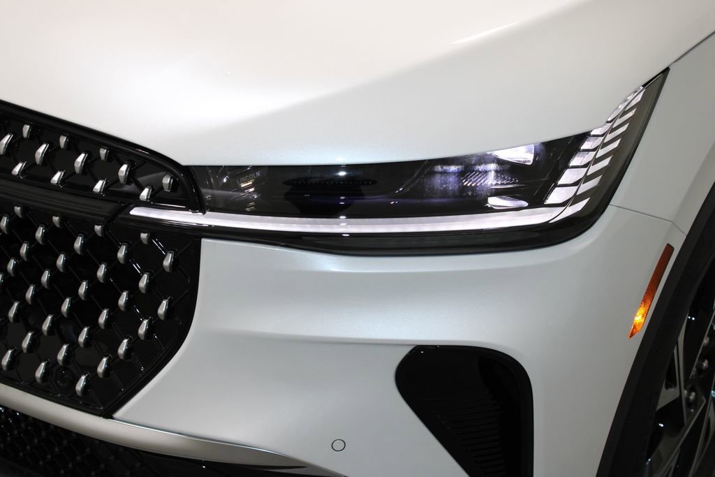 New 2026 Lincoln Nautilus Premier image 52