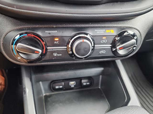 Used 2023 Kia Soul LX image 22