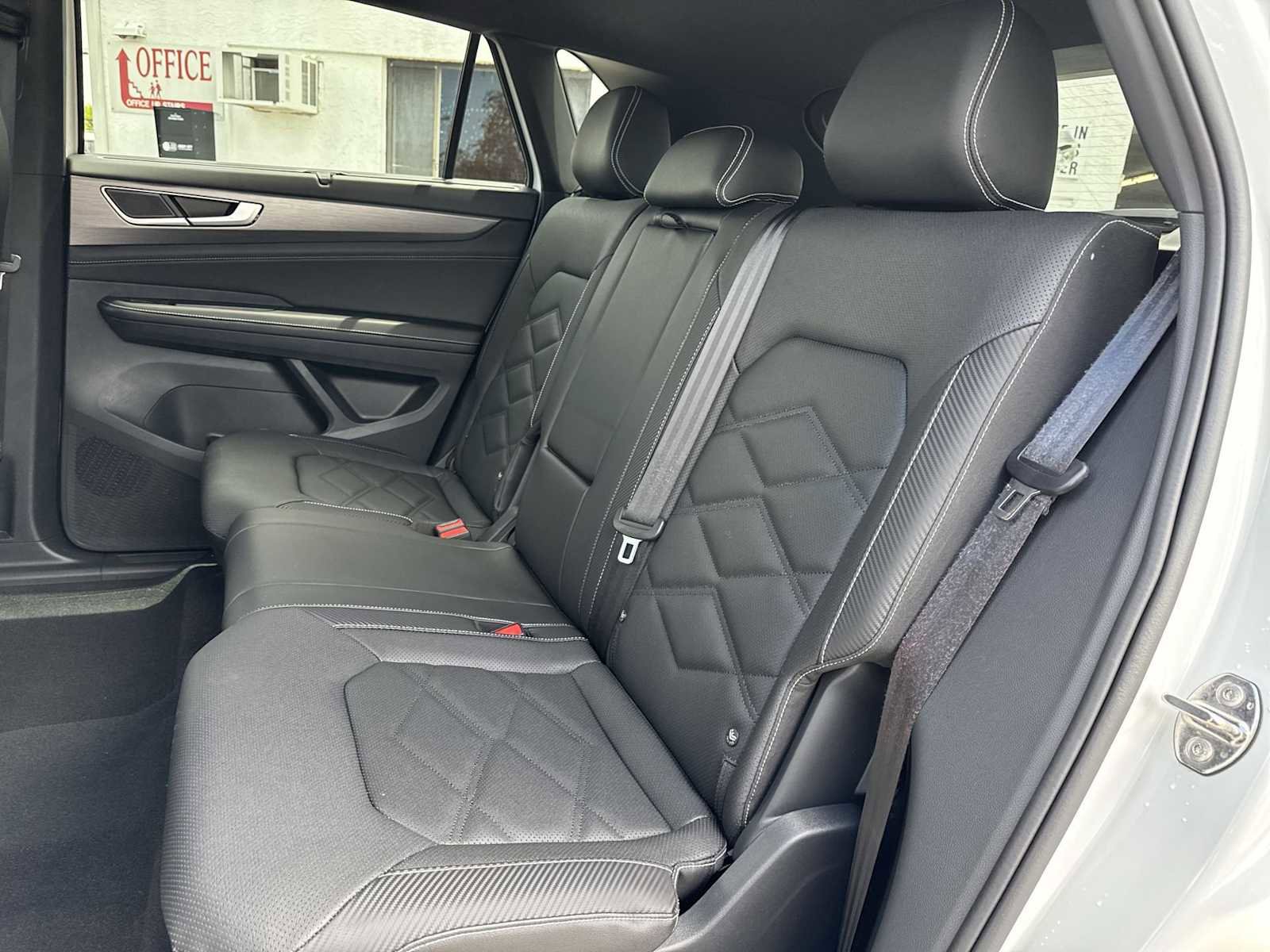 Used 2026 Volkswagen Atlas Cross Sport SE image 26