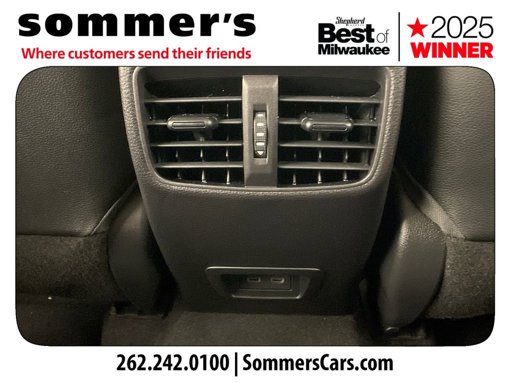 Used 2025 Toyota Corolla Cross XLE w/ Convenience Package image 23