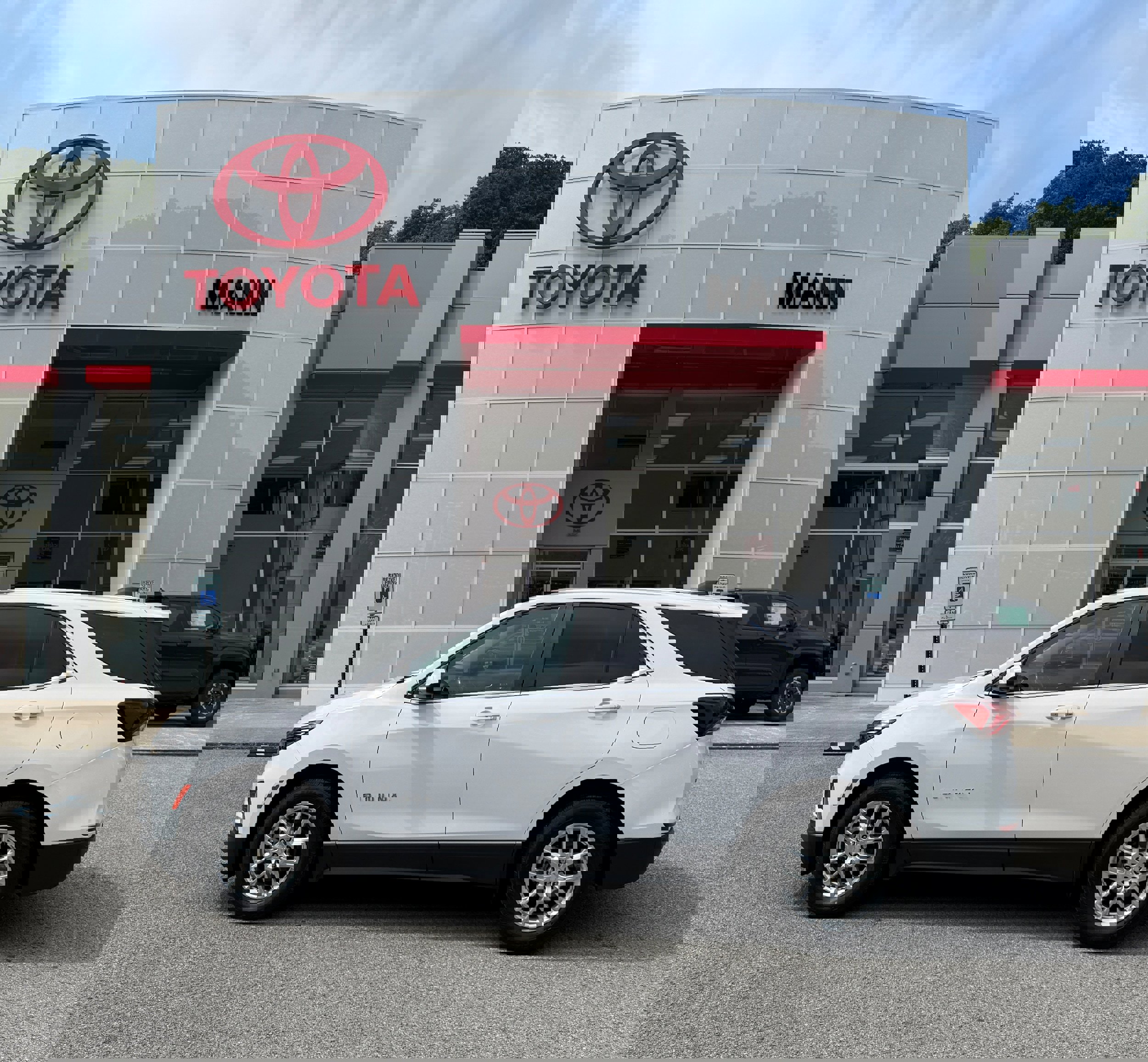 Used 2022 Chevrolet Equinox LT