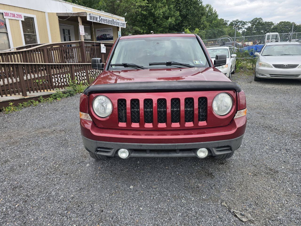 Used 2012 Jeep Patriot Latitude AWD/4WD image 5