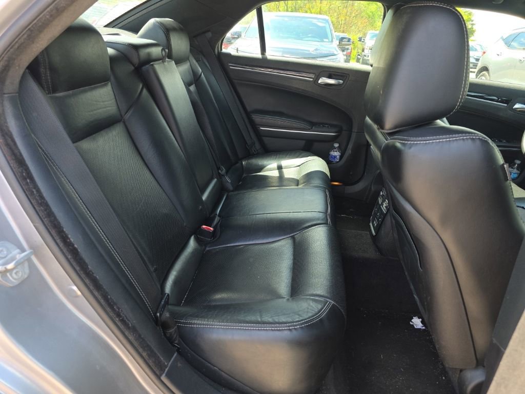 Used 2018 Chrysler 300 S w/ Safetytec Plus Group AWD/4WD image 16