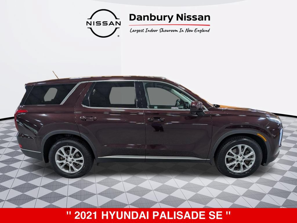 Used 2021 Hyundai Palisade SE AWD/4WD image 2