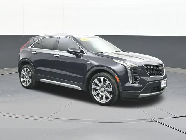 Used 2023 Cadillac XT4 Premium Luxury w/ Cold Weather Package FWD image 19