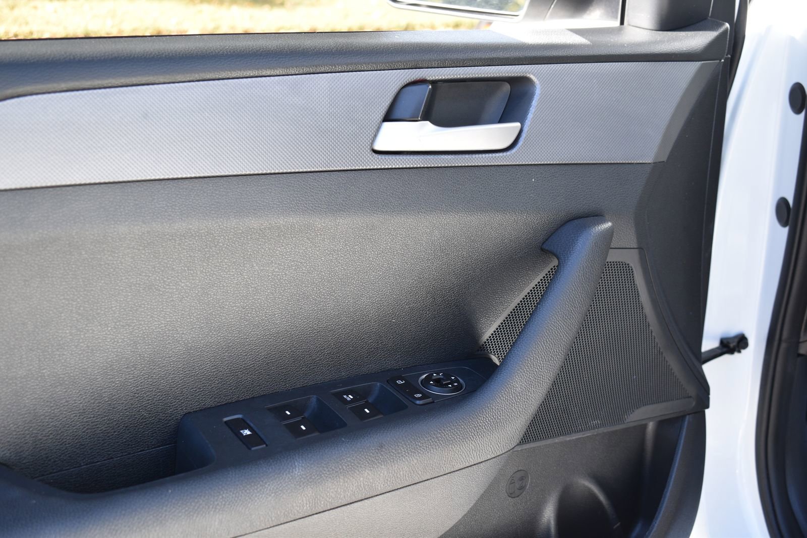 Used 2018 Hyundai Sonata SE image 19