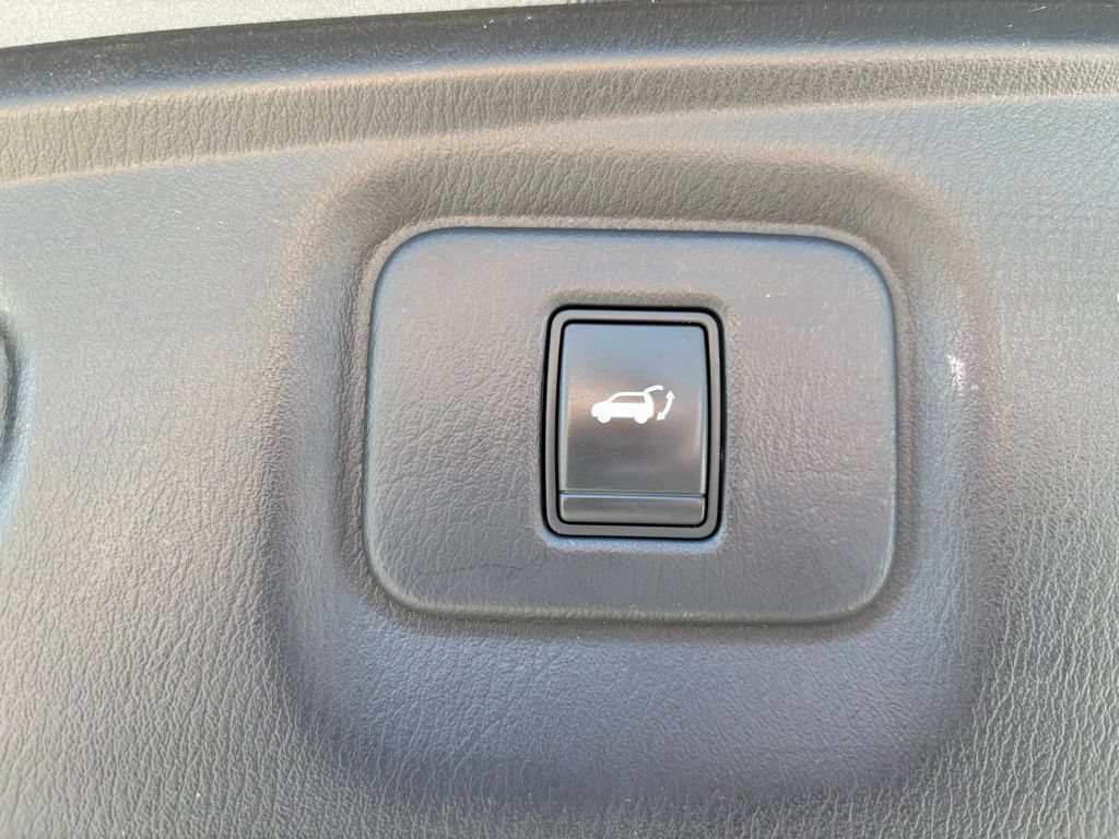 Used 2013 INFINITI JX35 AWD w/ Premium Pkg image 26