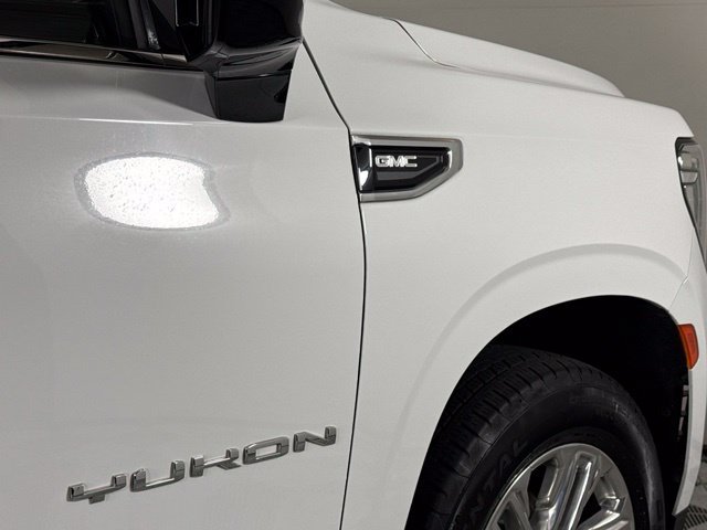 Used 2023 GMC Yukon XL SLT RWD image 17