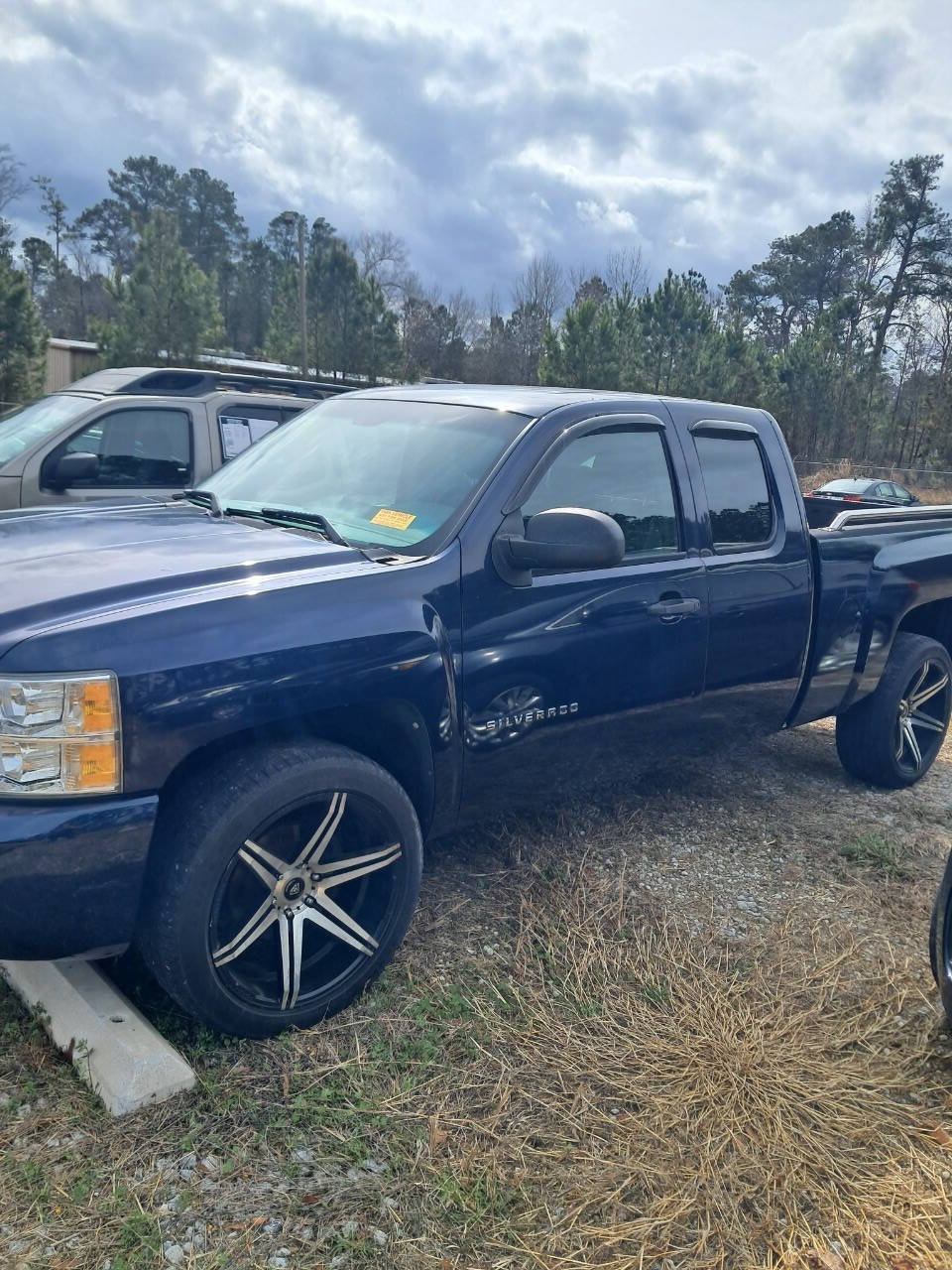 Used 2010 Chevrolet Silverado 1500 W/T w/ LS Package RWD image 1