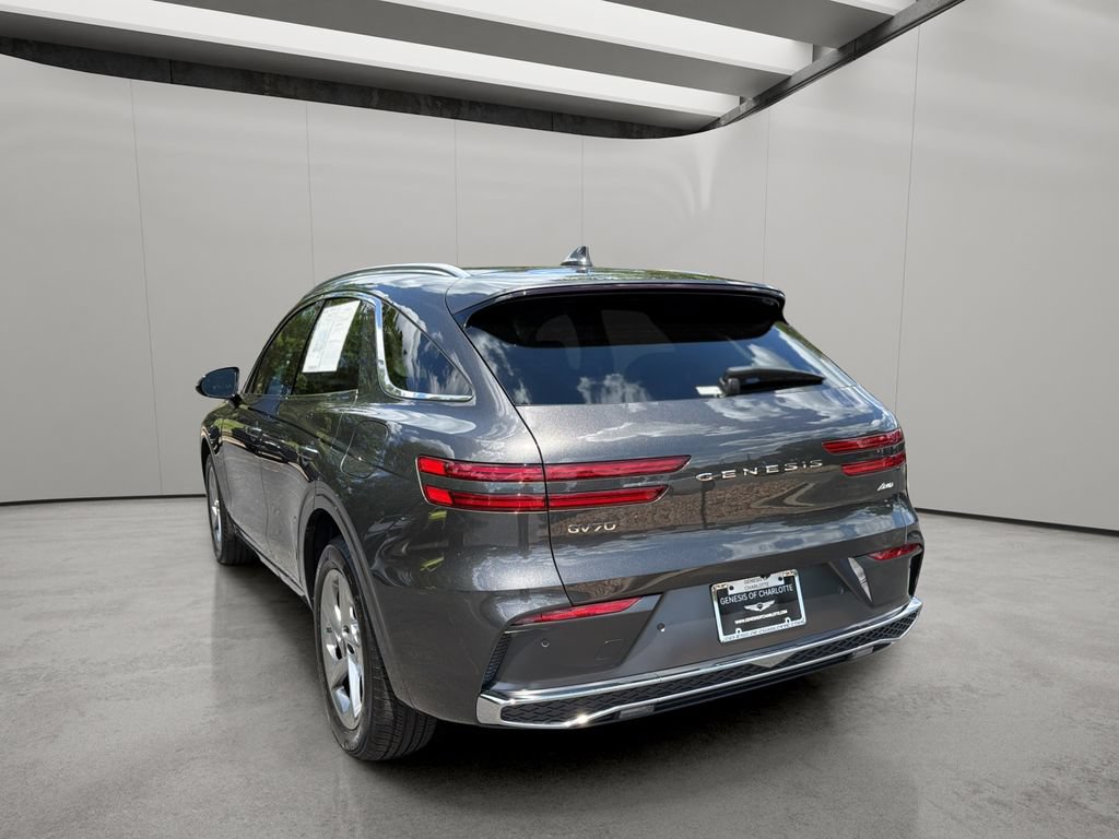 Used 2026 Genesis GV70 2.5T AWD/4WD image 3