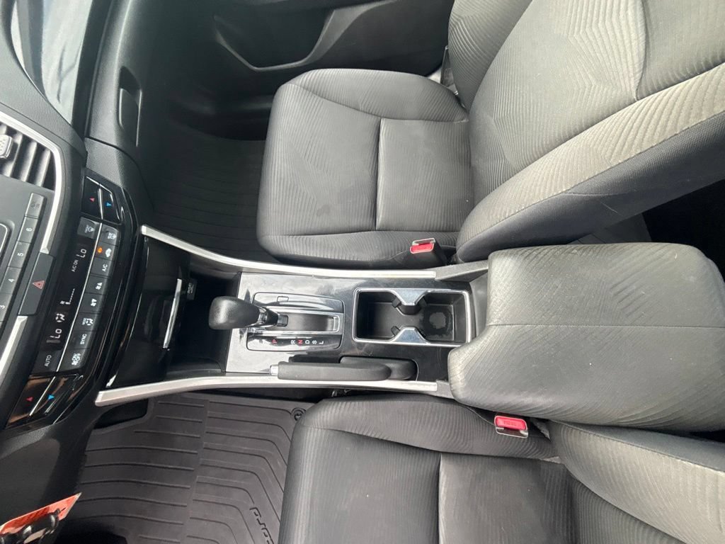 Used 2017 Honda Accord LX image 14