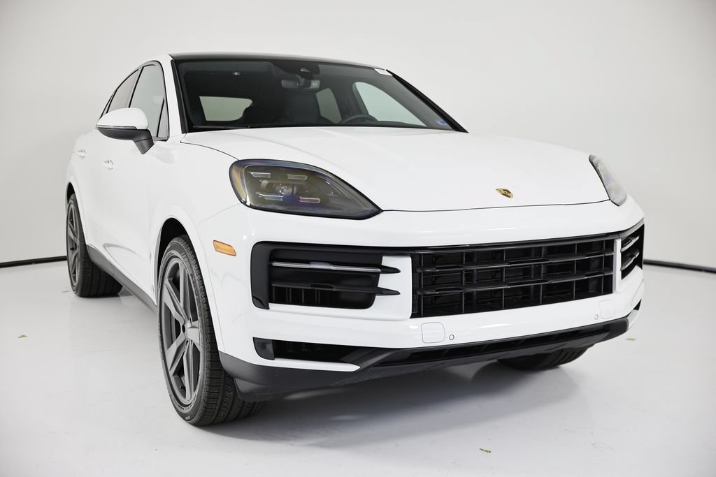 Used 2024 Porsche Cayenne Coupe AWD/4WD image 8