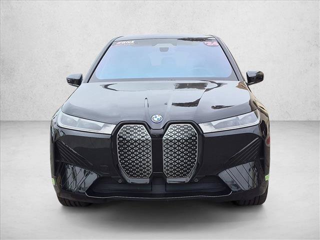 Used 2024 BMW iX xDrive50 w/ Sport Package AWD/4WD image 2