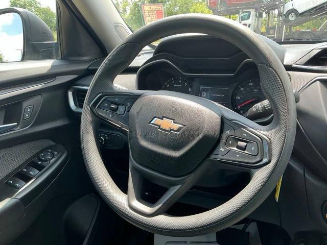 Used 2021 Chevrolet TrailBlazer LS FWD image 22