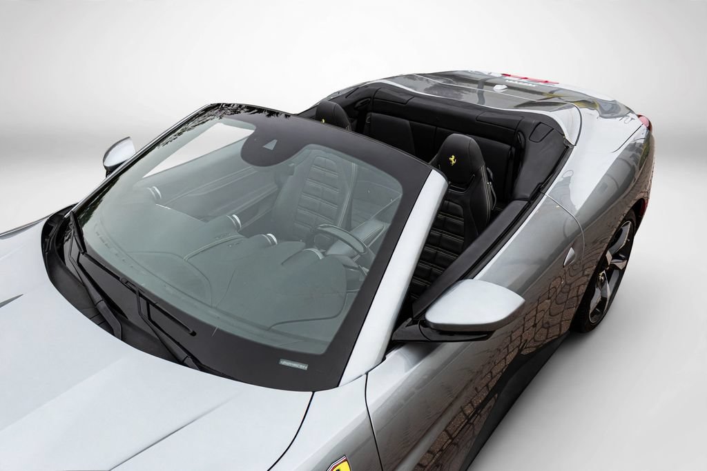 Certified 2022 Ferrari Portofino M RWD image 32
