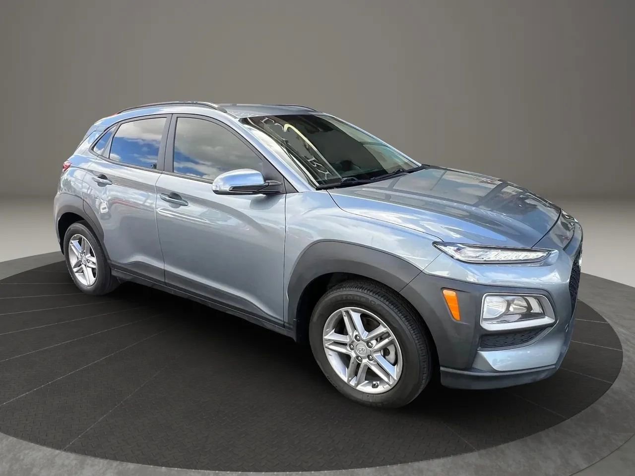 Used 2020 Hyundai Kona SEL image 3