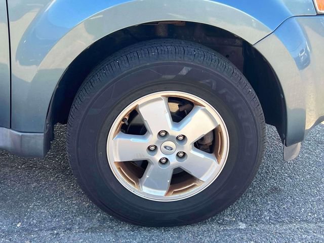 Used 2011 Ford Escape XLT w/ 202A Rapid Spec Order Code image 9