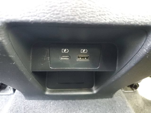 Used 2024 Mitsubishi Outlander SE FWD image 12