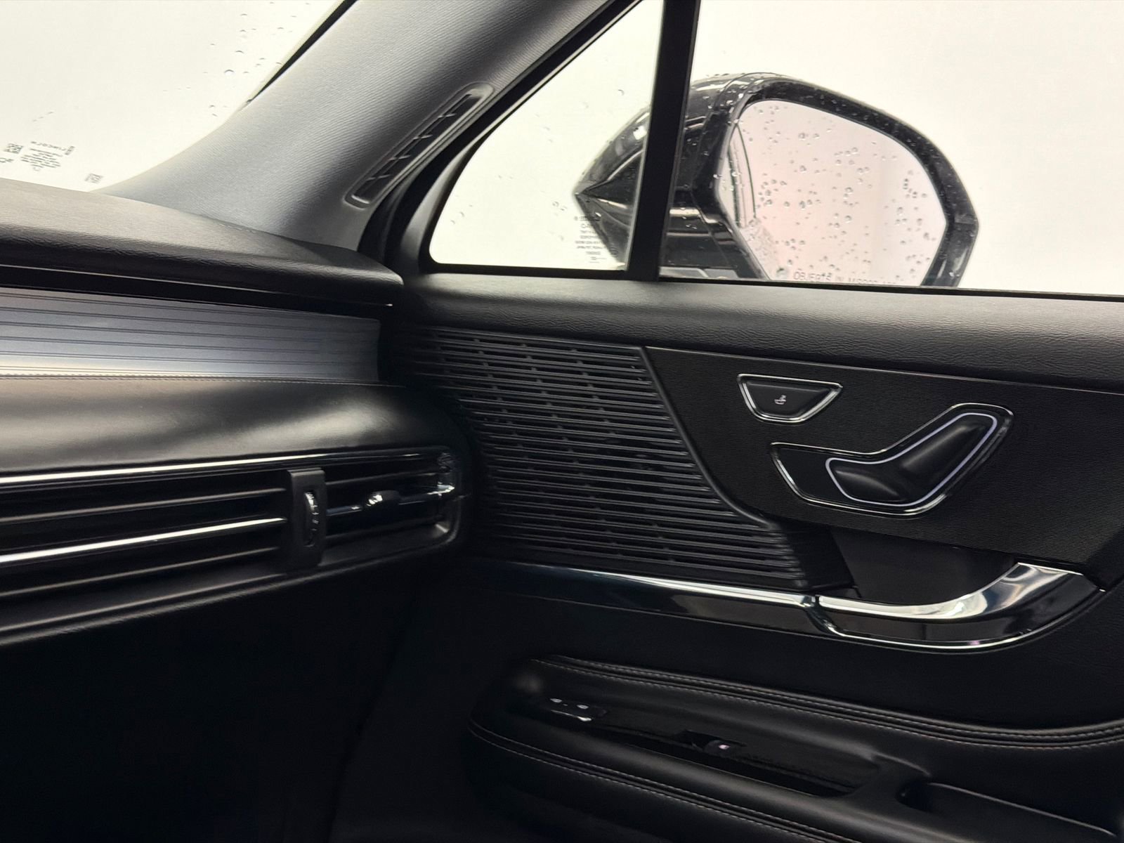Certified 2022 Lincoln Corsair AWD w/ Premium Package image 31