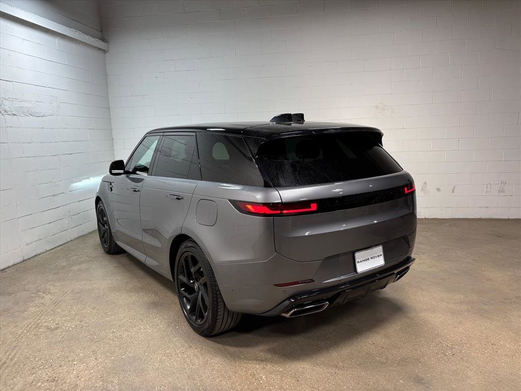 Used 2024 Land Rover Range Rover Sport Autobiography image 9