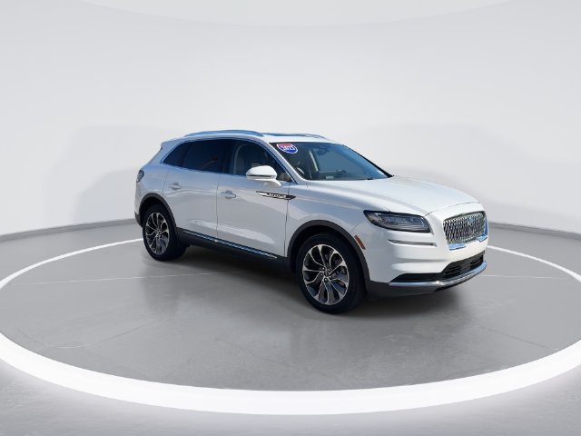 Used 2023 Lincoln Nautilus Reserve AWD/4WD image 1