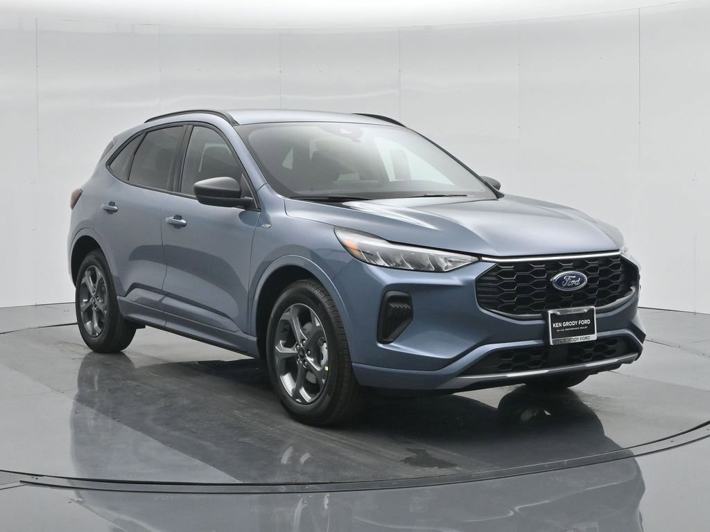 Used 2024 Ford Escape ST-Line w/ Equipment Group 301A image 57