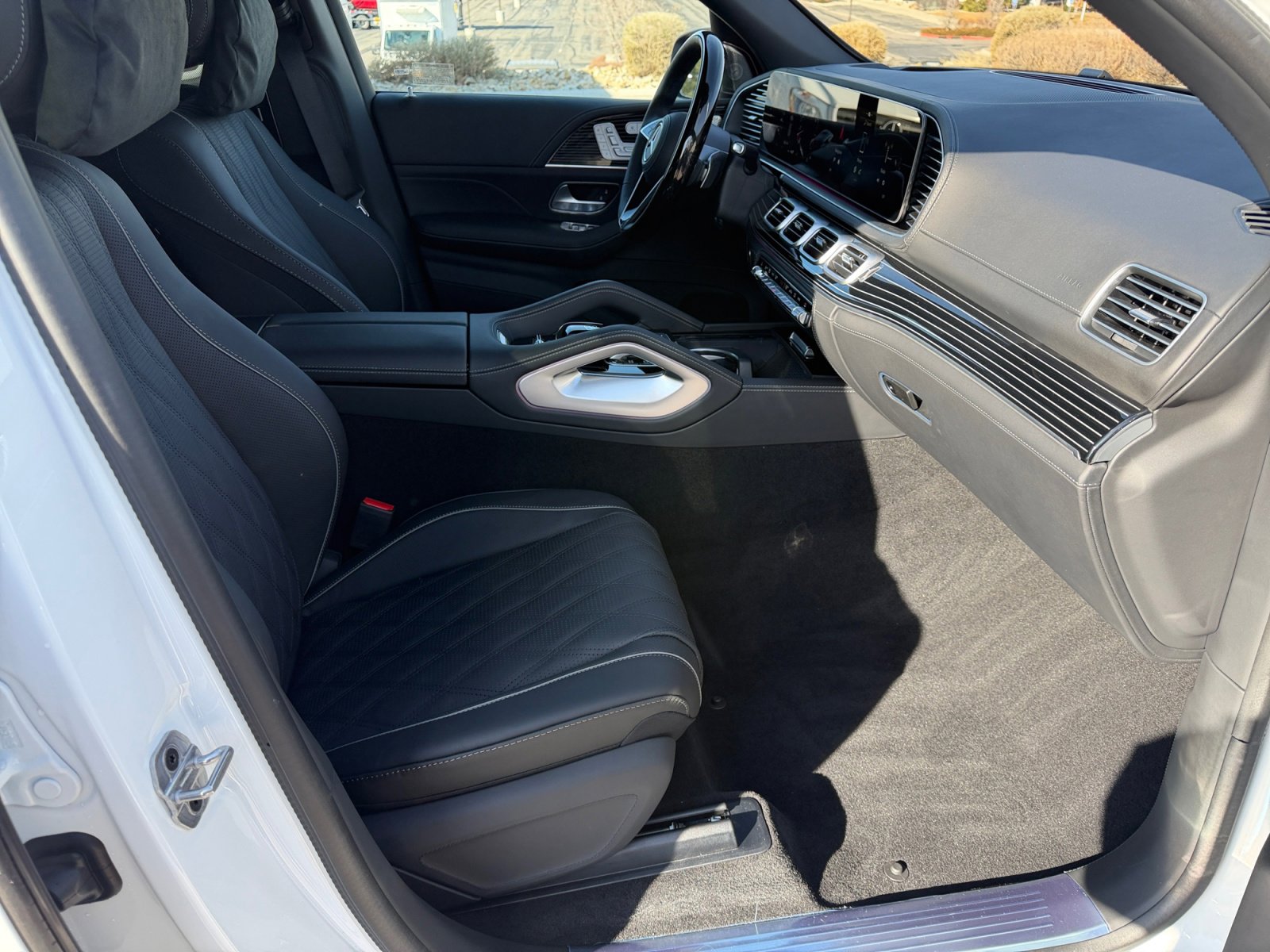 New 2026 Mercedes-Benz Maybach GLS 600 4MATIC image 19