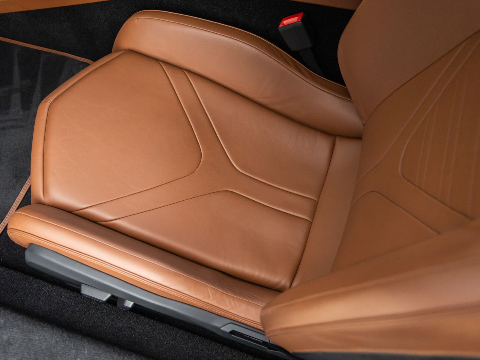 Used 2024 Lamborghini Revuelto AWD/4WD image 29