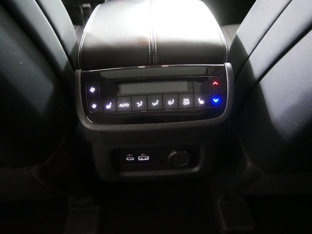 Used 2024 INFINITI QX60 Luxe image 18