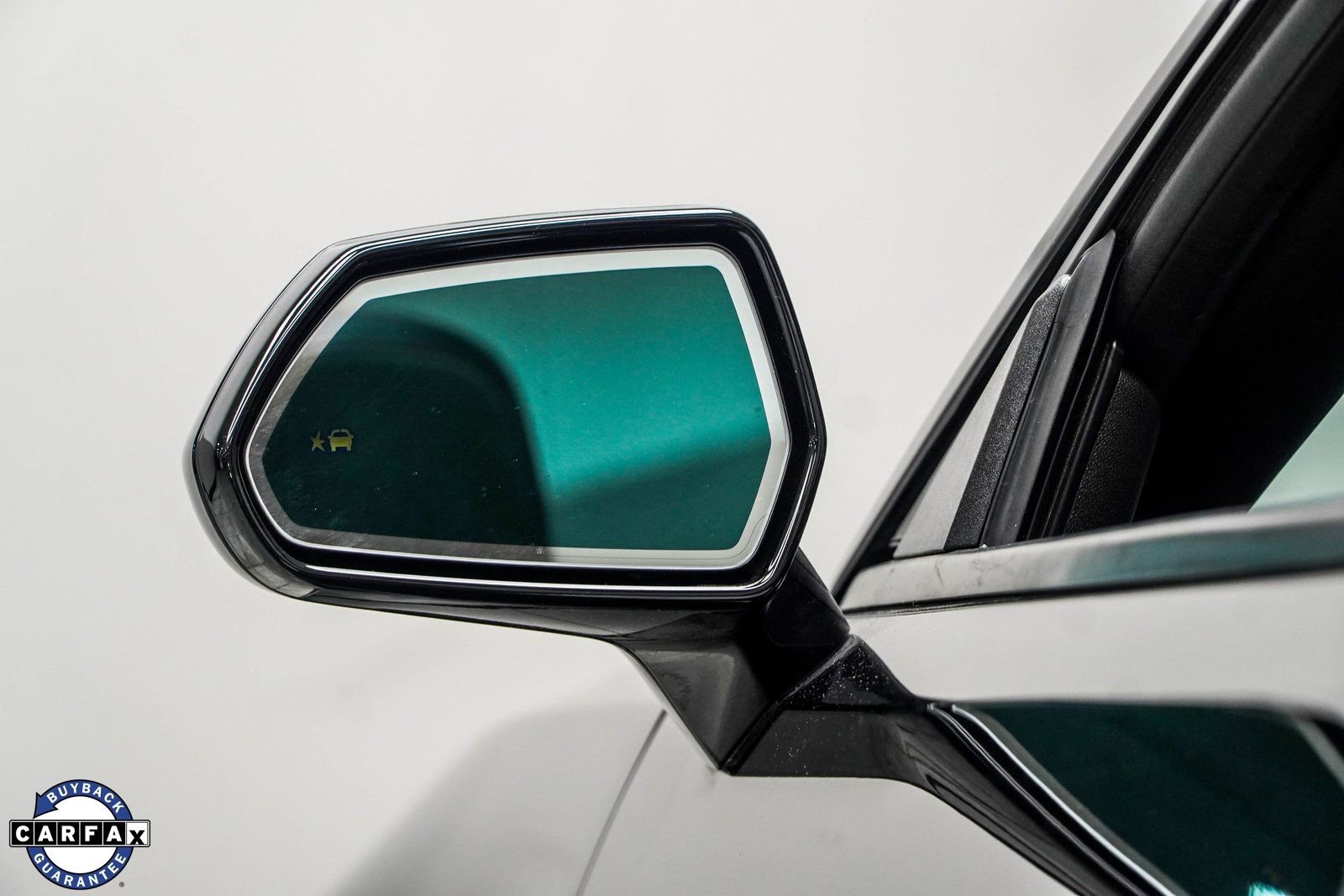 Used 2021 Chevrolet Camaro ZL1 RWD image 14