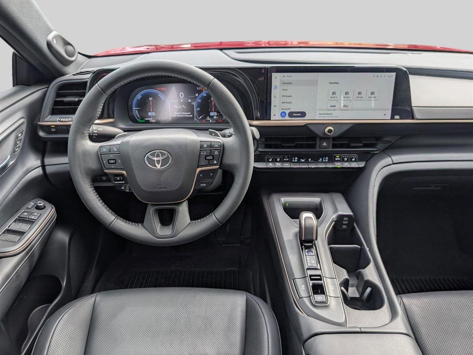 Used 2023 Toyota Crown Platinum image 18