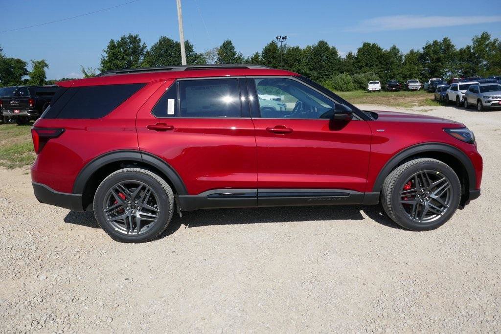 New 2025 Ford Explorer ST-Line w/ Premium Package image 3