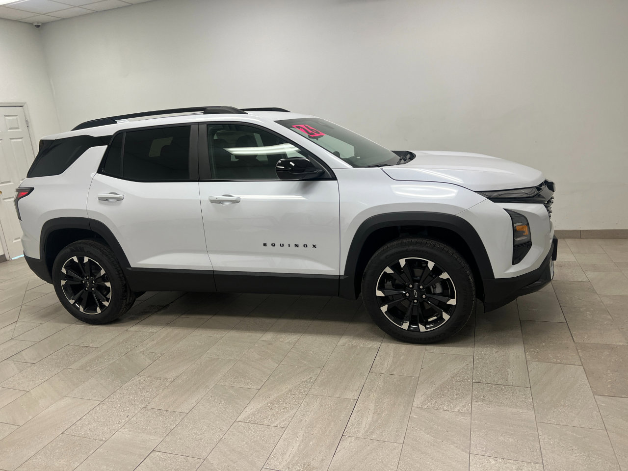 New 2026 Chevrolet Equinox RS image 6